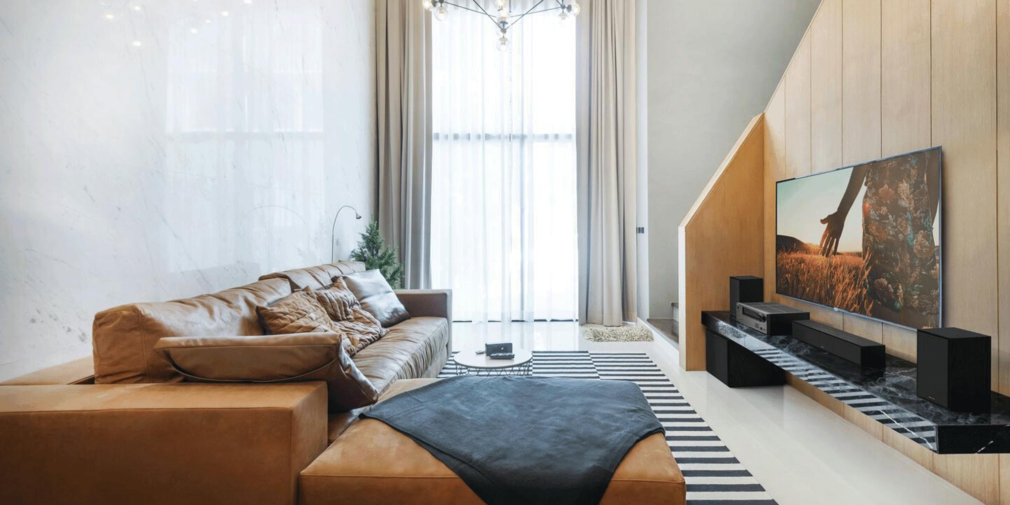 Onkyo Receiver in Airy Living Room with Klipsch Home Theater System 2000x1000